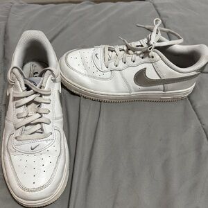Nike kids Air Force 1 size 3